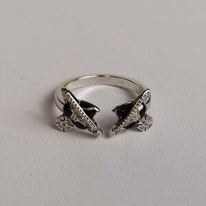 Second-hand women's fashion rings